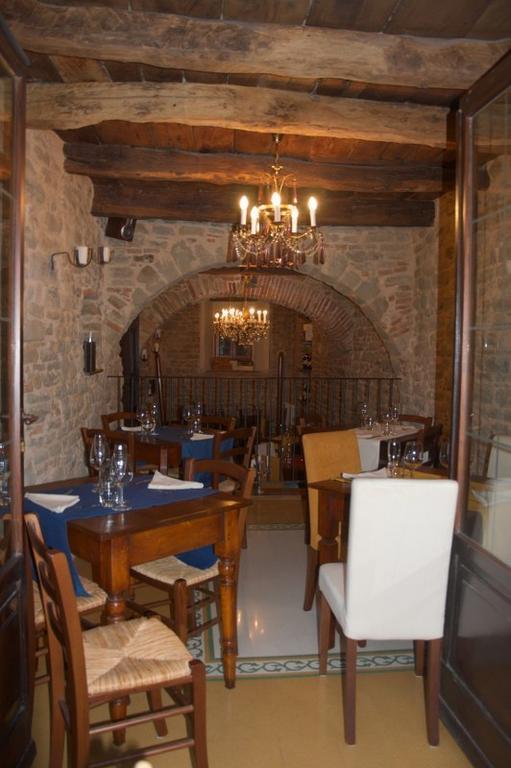 Locanda Guelfo Tredozio Exteriör bild