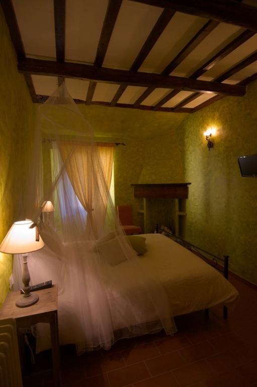 Locanda Guelfo Tredozio Exteriör bild