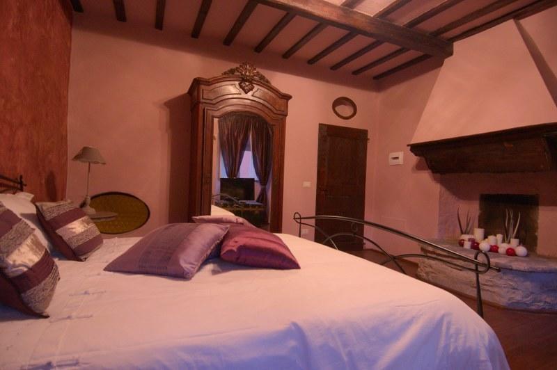 Locanda Guelfo Tredozio Exteriör bild